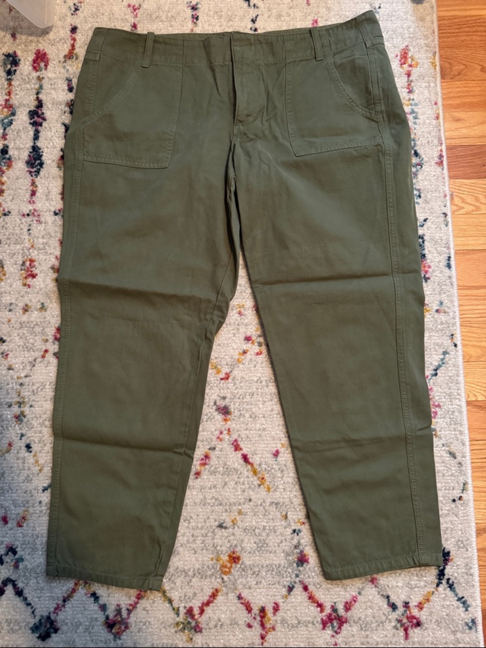 J. Crew olive army green ankle capri length pants sz 12 excellent used condition